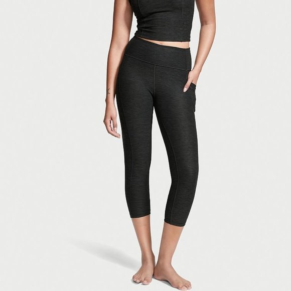VS 2 Essential Capri Leggings Tornado Heather Gray Workout Cute 20” Inseam NWT - Picture 3 of 10
